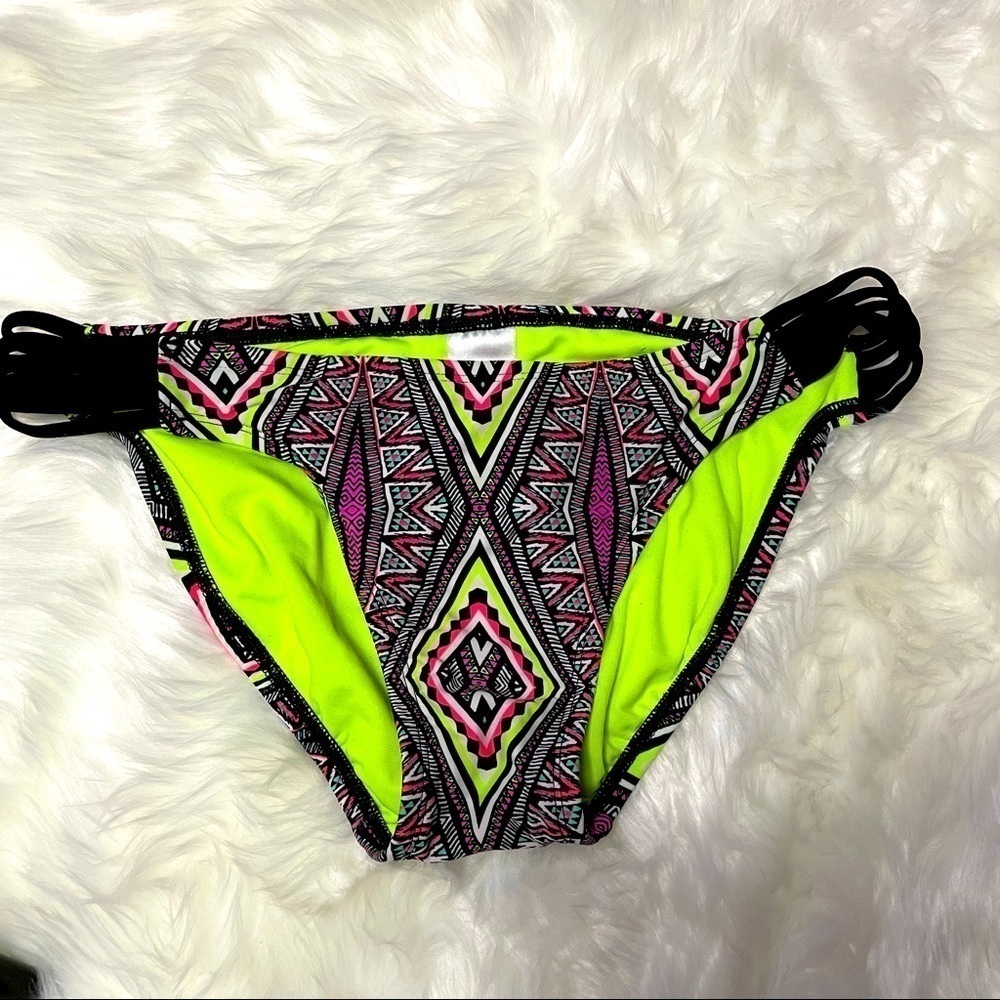 Xhilaration Tribal Print Bikini Bottom Size Large
